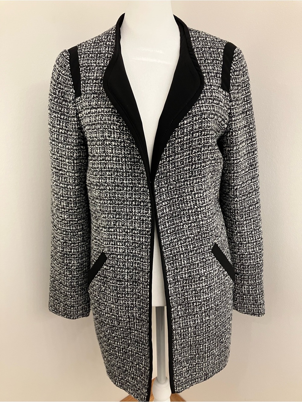 Cynthia Rowley Black & White Tweed Open-Front Jacket/Dress Coat